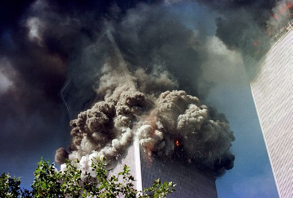 september-9-11-attacks-anniversary-ground-zero-world-trade-center-pentagon-flight-93-collapsing-tower_40003_600x450